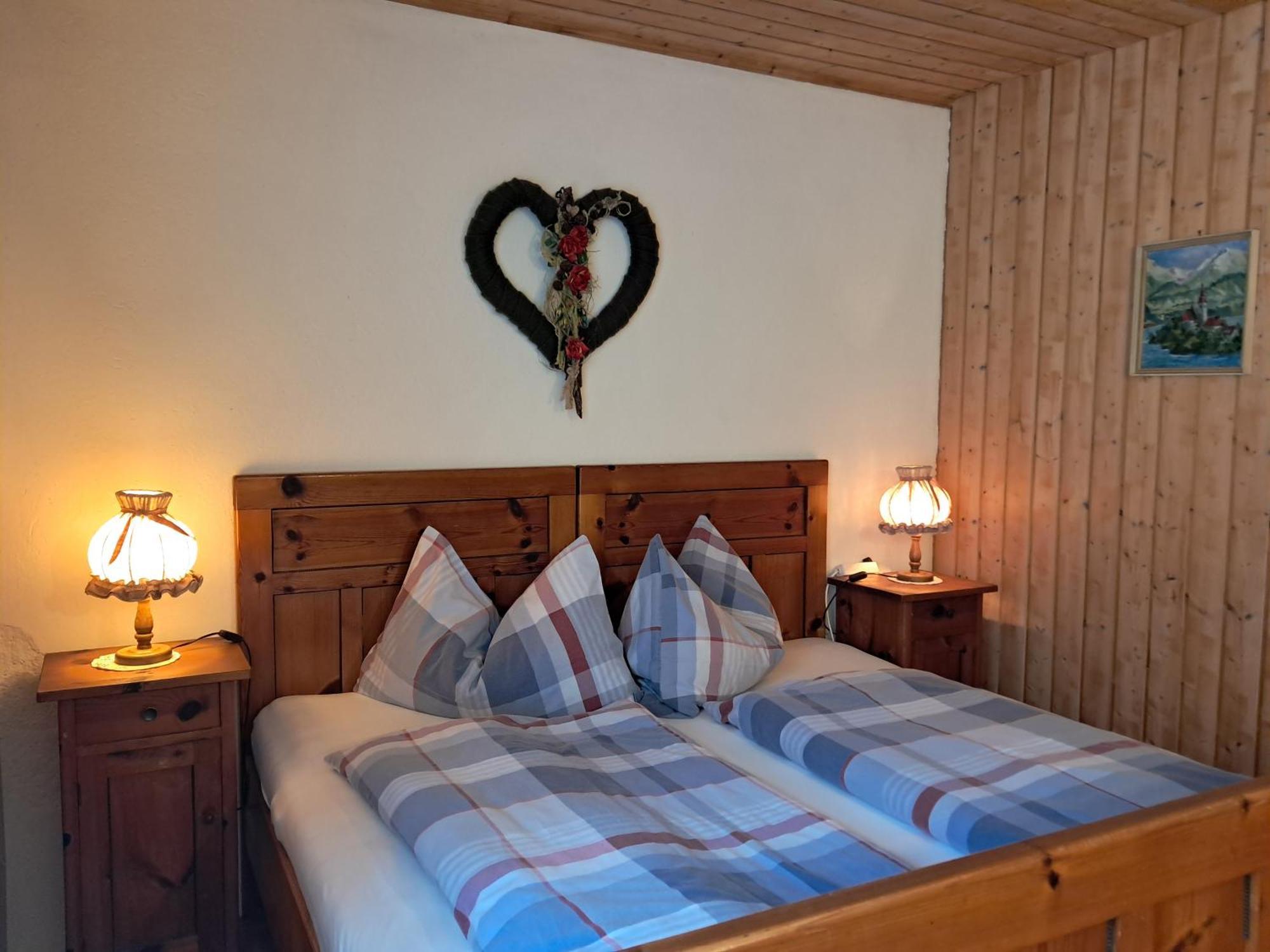 Mitschighof - Apartments Und Pension - Heidis-Welt, Mitschig Hermagor-Pressegger See Kültér fotó